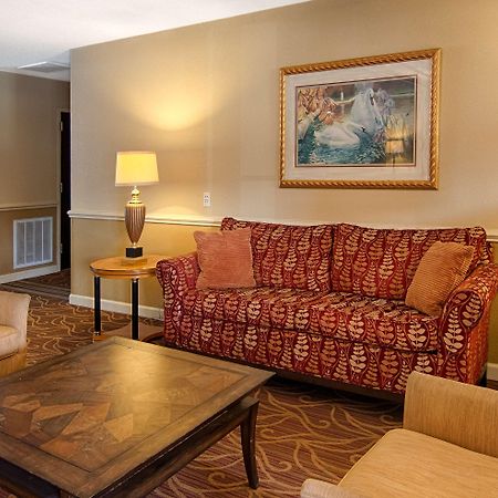 Surestay Plus By Best Western Tarboro-Kingsboro Interior photo