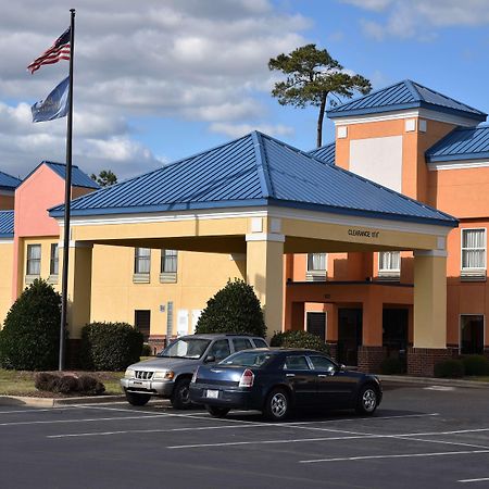 Surestay Plus By Best Western Tarboro-Kingsboro Room photo