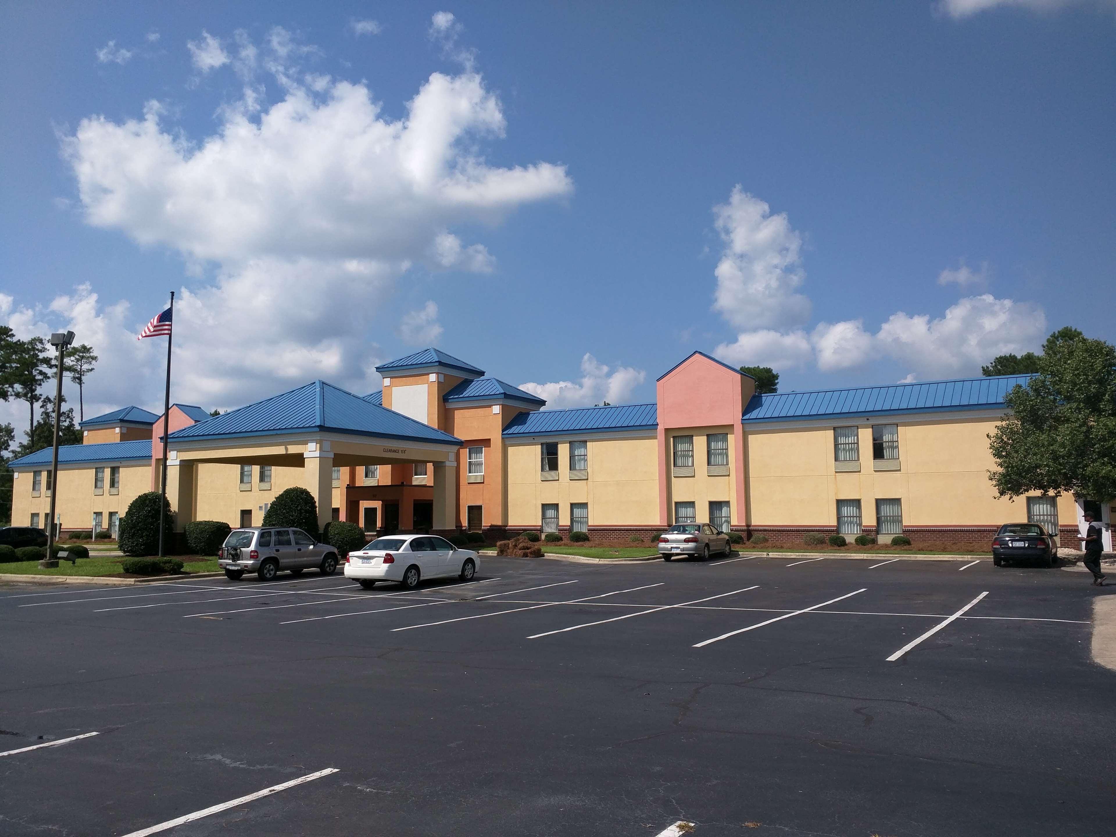 Surestay Plus By Best Western Tarboro-Kingsboro Exterior photo